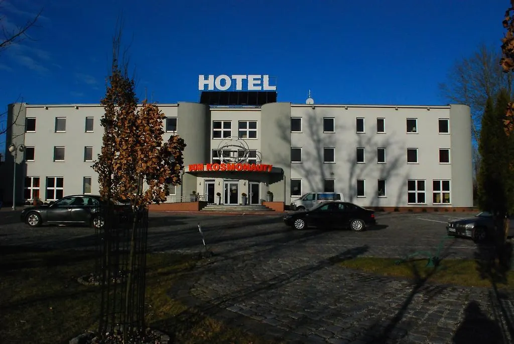 Hotel Kosmonauty Wroclaw-Airport-1
