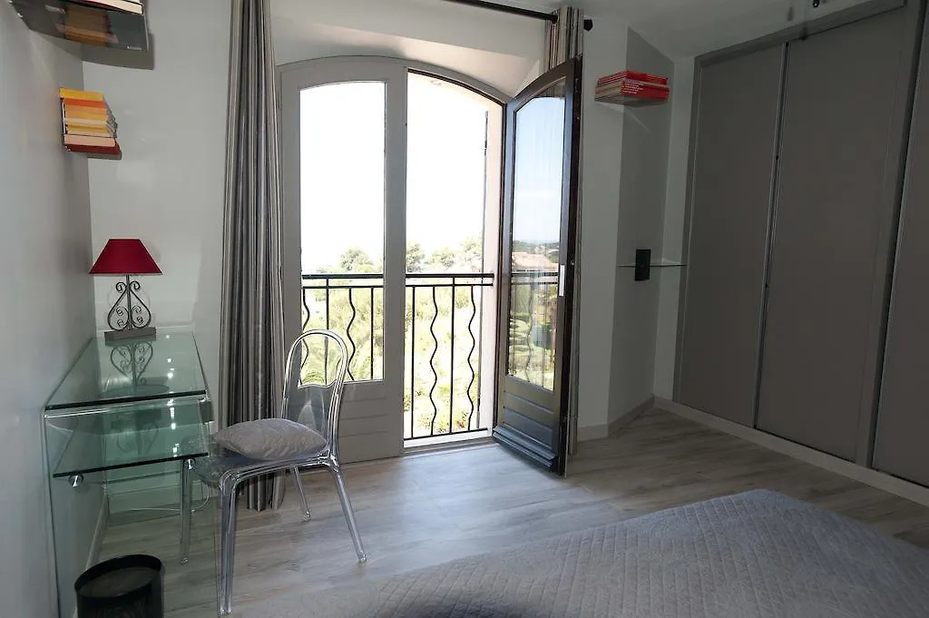 La Villa-1