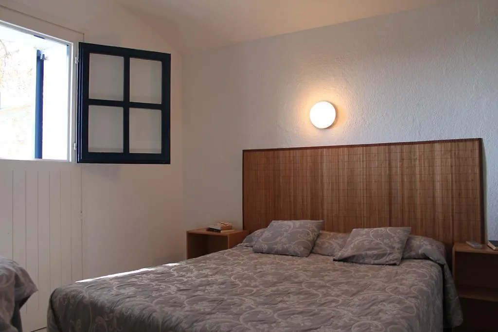Bungalow Hotel Port-Lligat-1