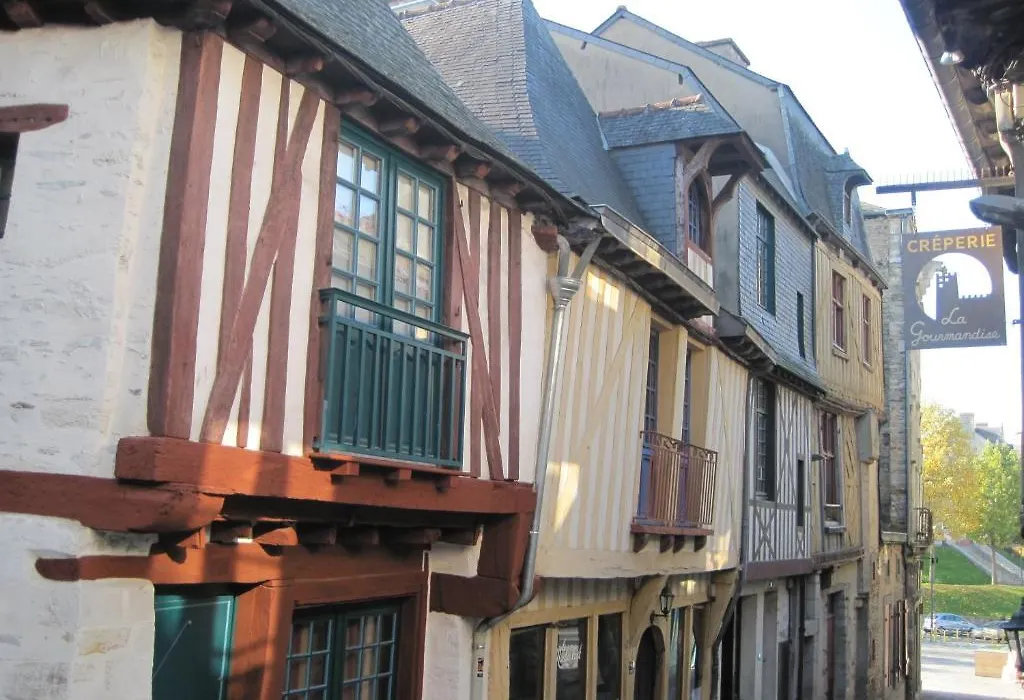 Le Minotel-1