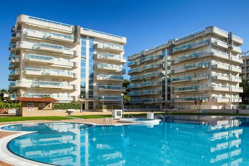 Rentalmar Larimar Apts-1