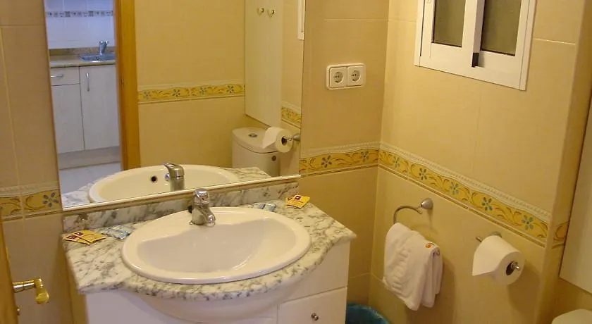 Carabelas Apts-1