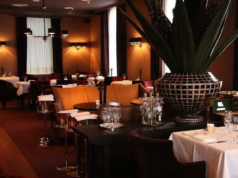 Sandton Pillows-1