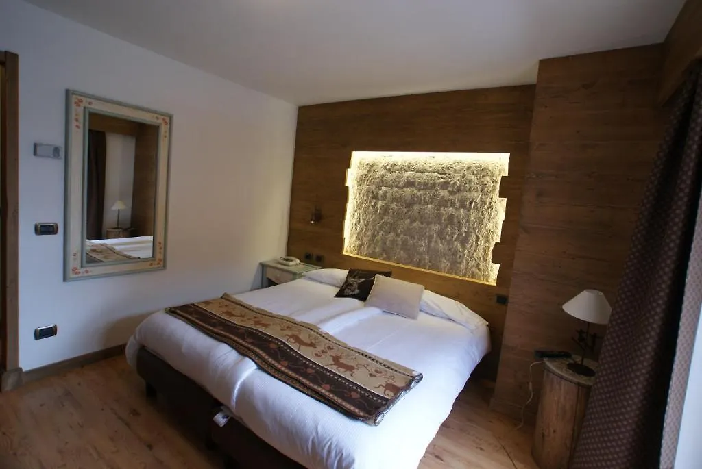 Piccolo Hotel-1
