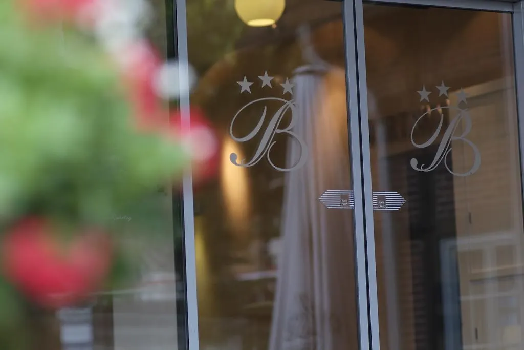 Hotel Brunnenhof International-1