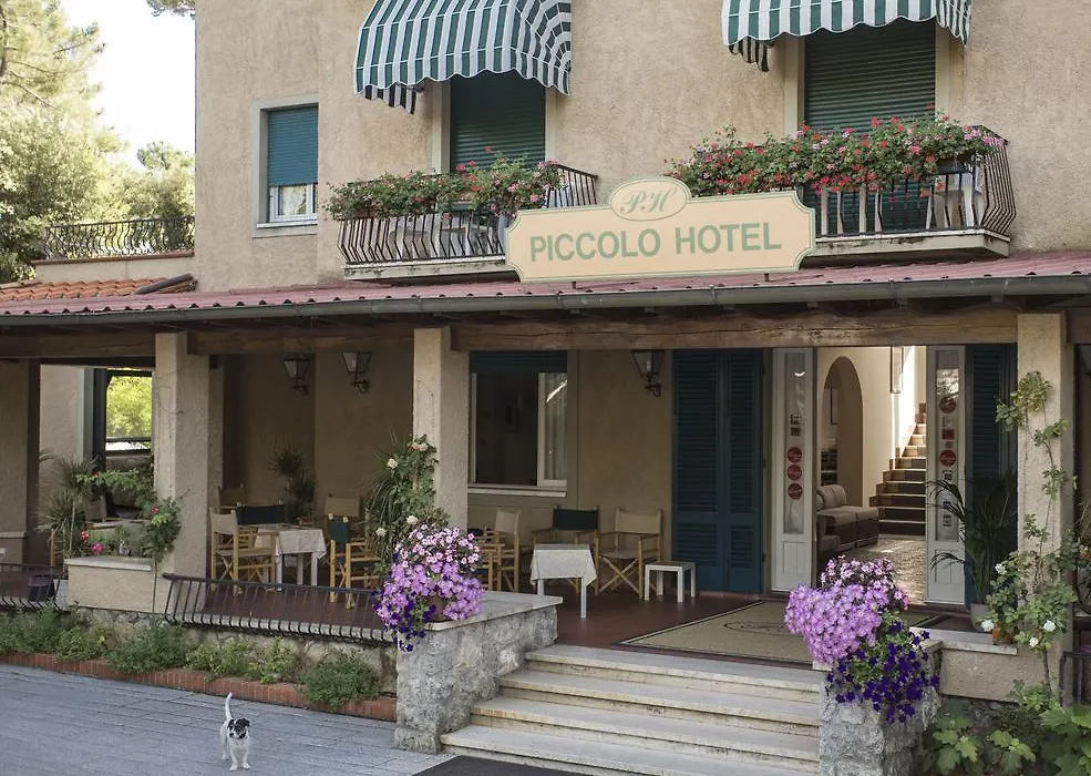 Piccolo Hotel-1