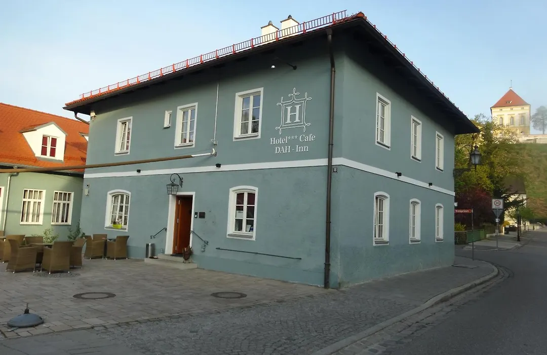 Hotel DAH-Inn-1