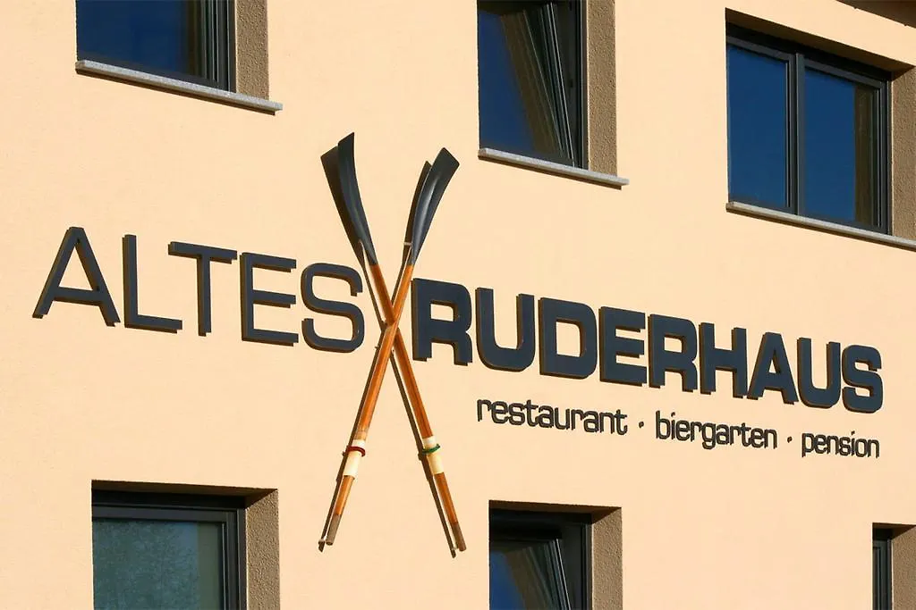 Altes Ruderhaus-1