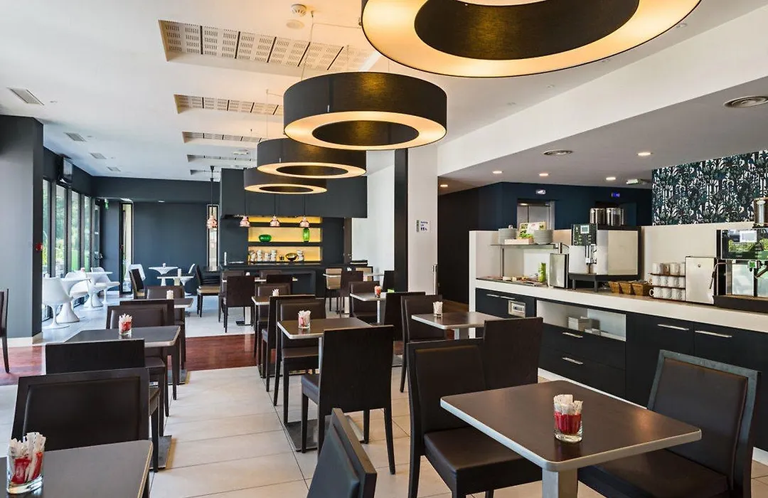 Holiday Inn Express Marseille Airport By Ihg-1