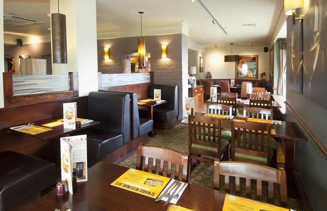 Premier Inn Leeds / Bradford Airport-1