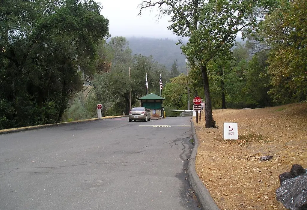 Russian River Camping Resort Studio Cabin 4-1