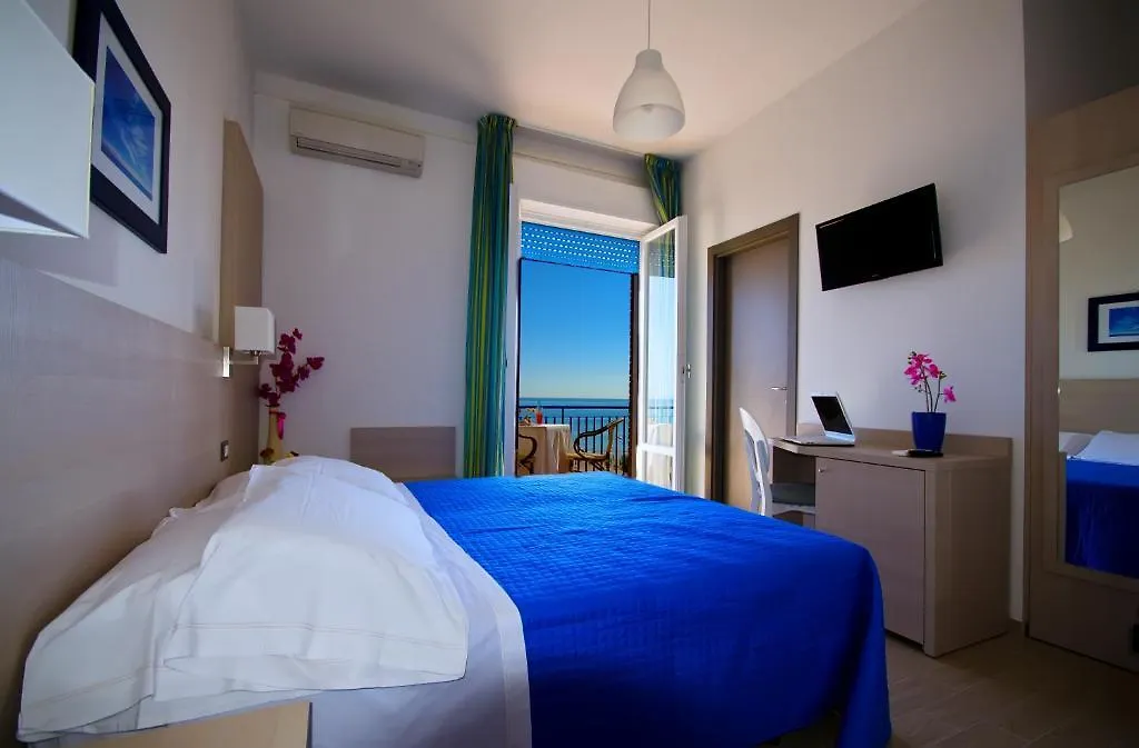 Hotel Olympia-1