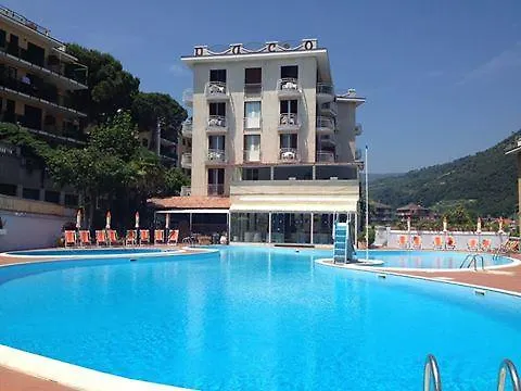 Hotel Paco-1