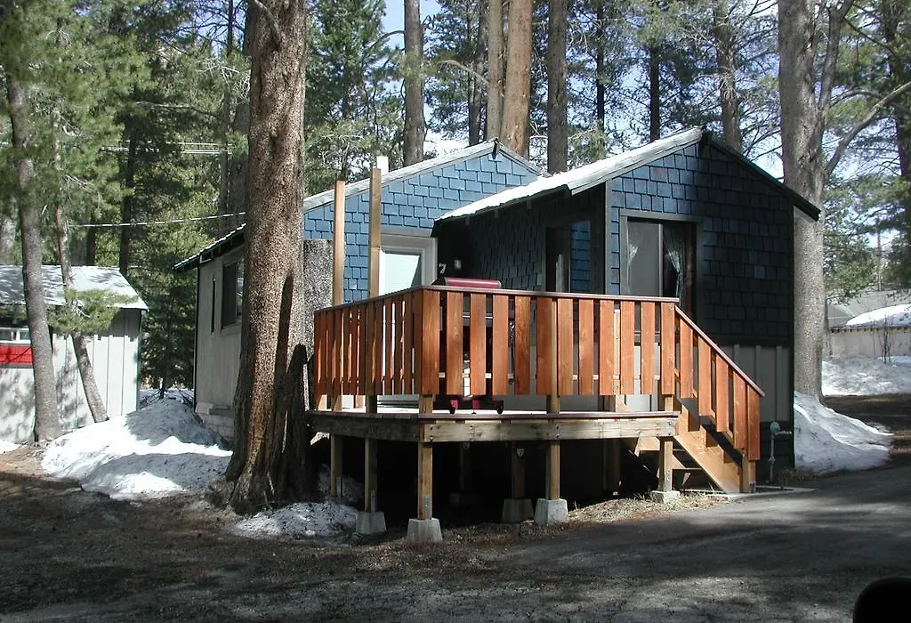 Reverse Creek Lodge-1