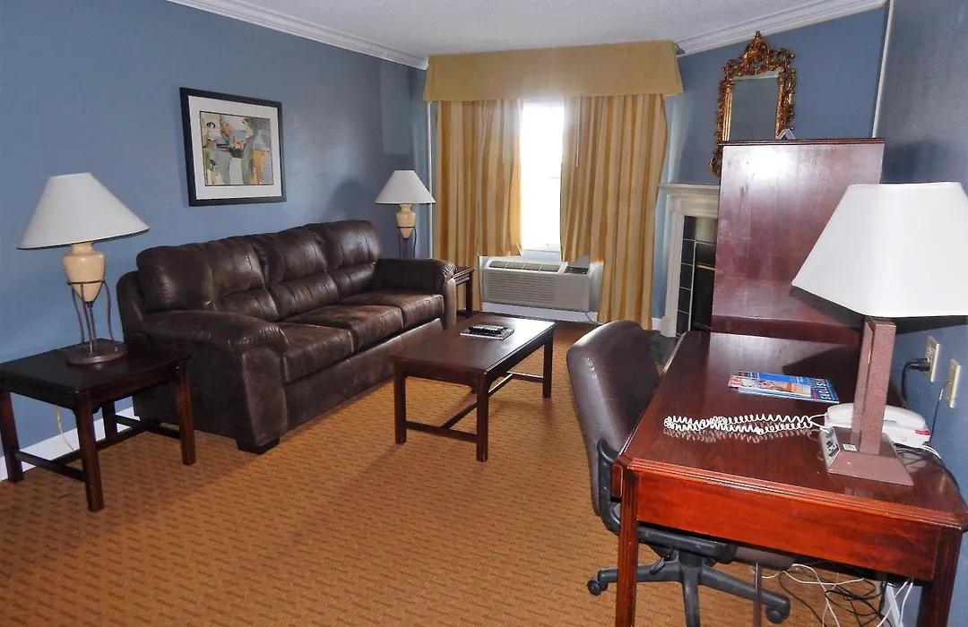 Richmond Suites Hotel-1
