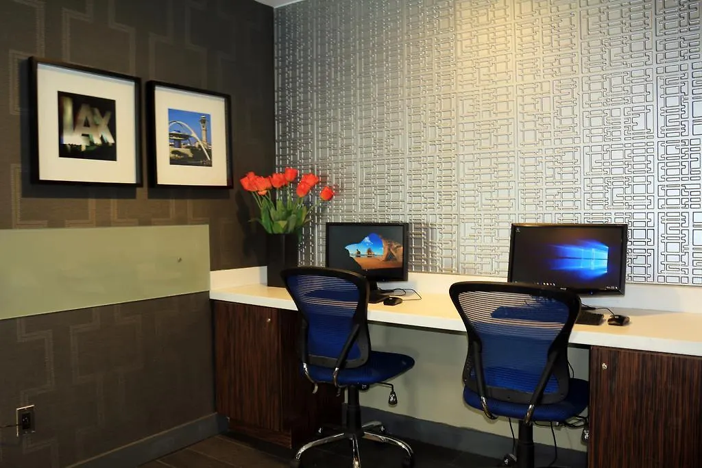 Blvd Hotel & Suites - Walking Distance To Hollywood Walk Of Fame (Adults Only)-1