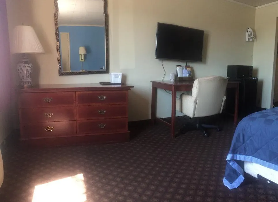Wyatt Earp Hotel-1
