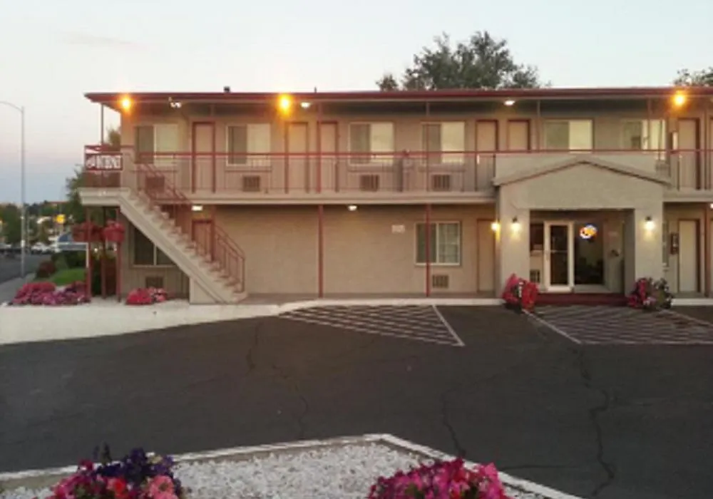 Econo Lodge-1