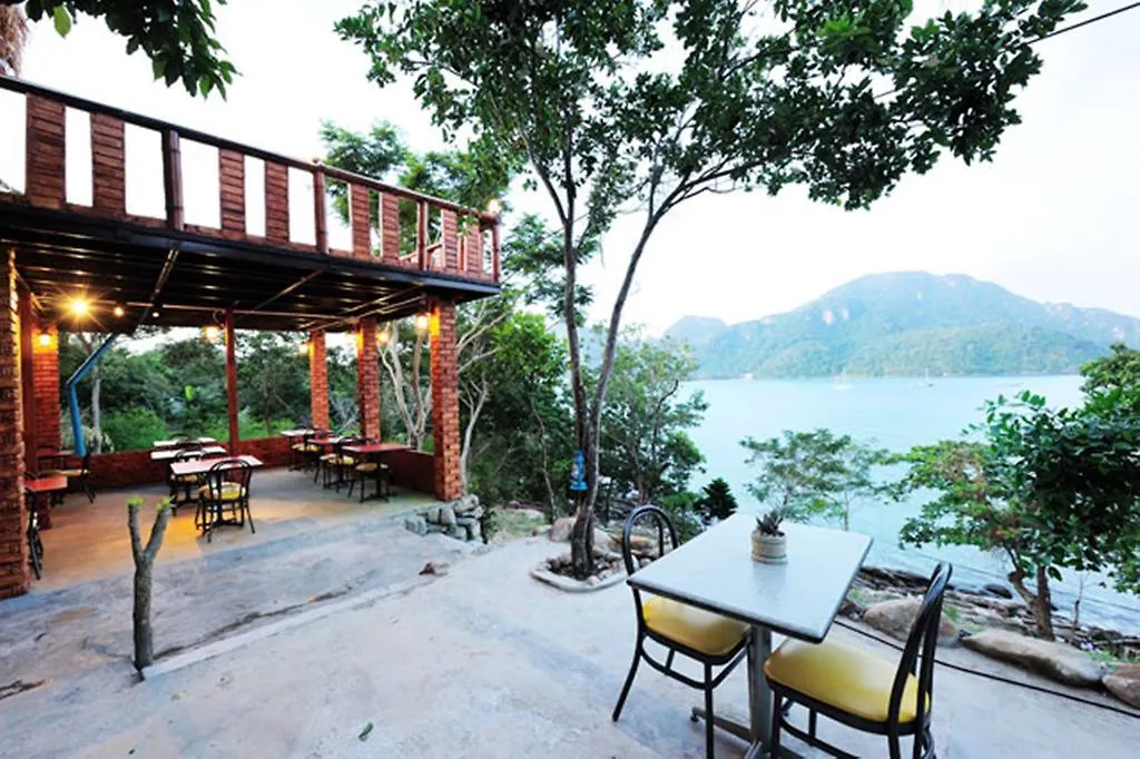 Phuphaya Seaview Resort - Adult Only-1