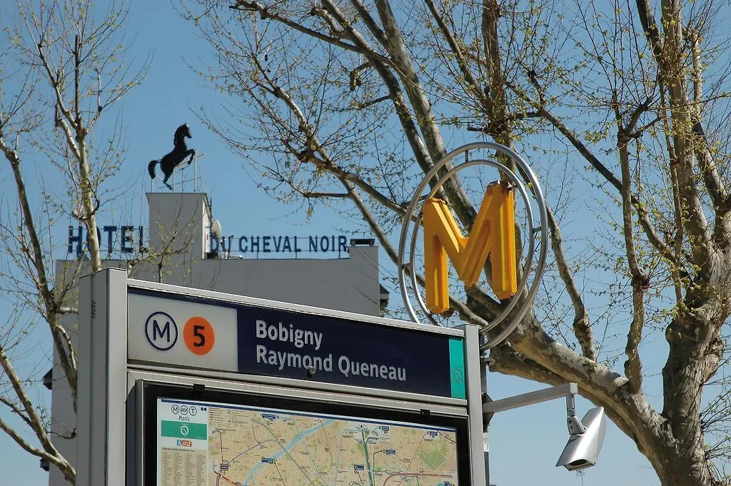 Le Cheval Noir Hôtel Paris Pantin-1