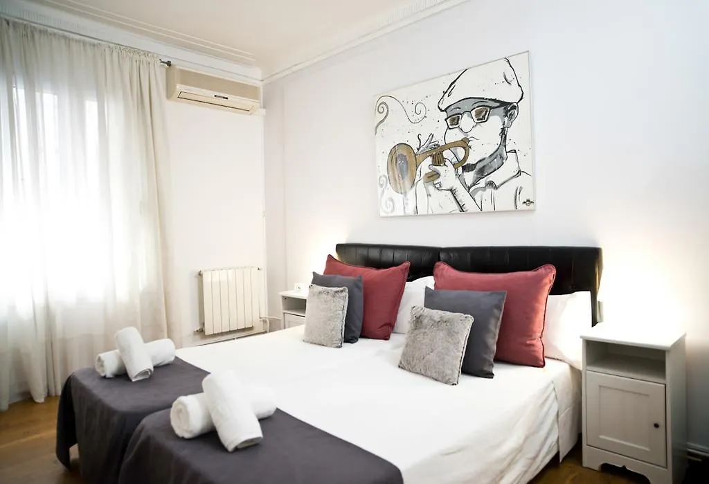 Petit Hotel-1