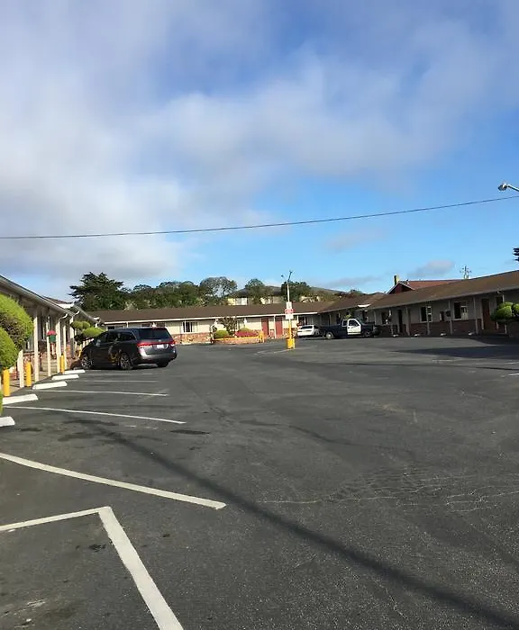 Old Marina Inn-1