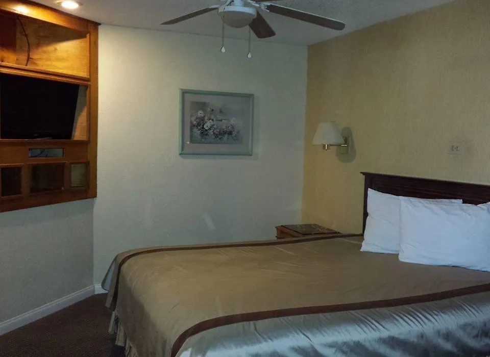 Brunner'S Inn And Suites-1