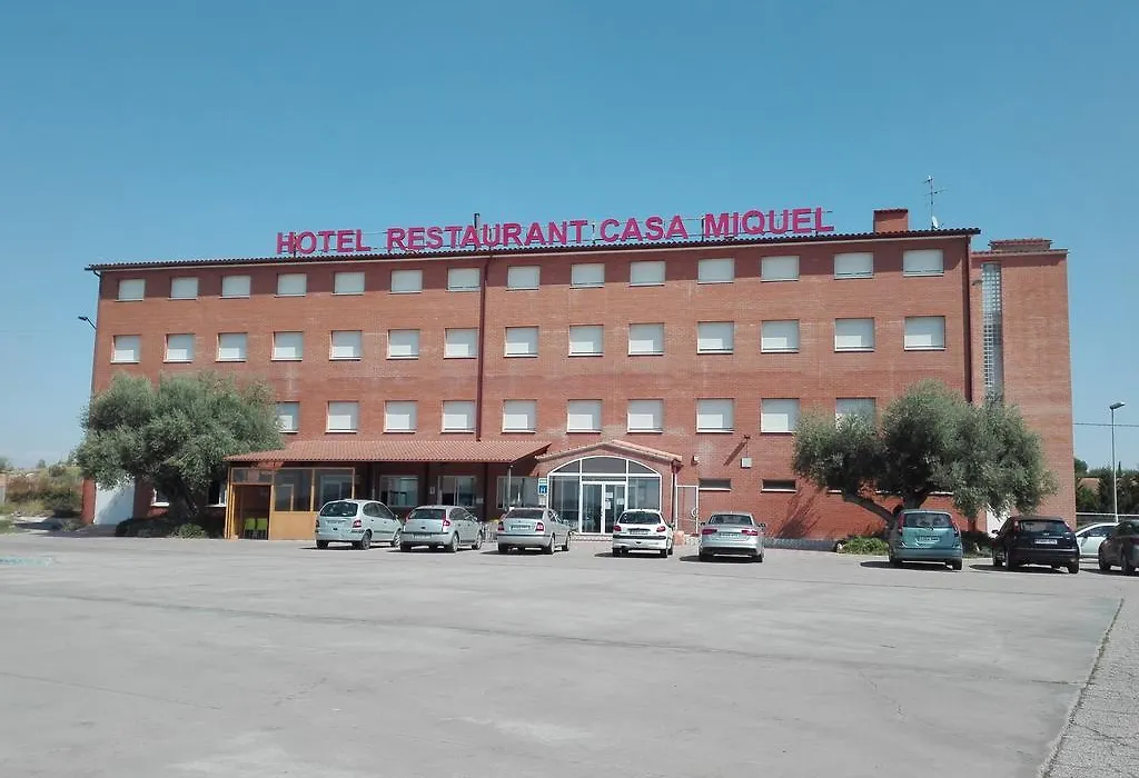 Hotel Restaurant Casa Miquel-1