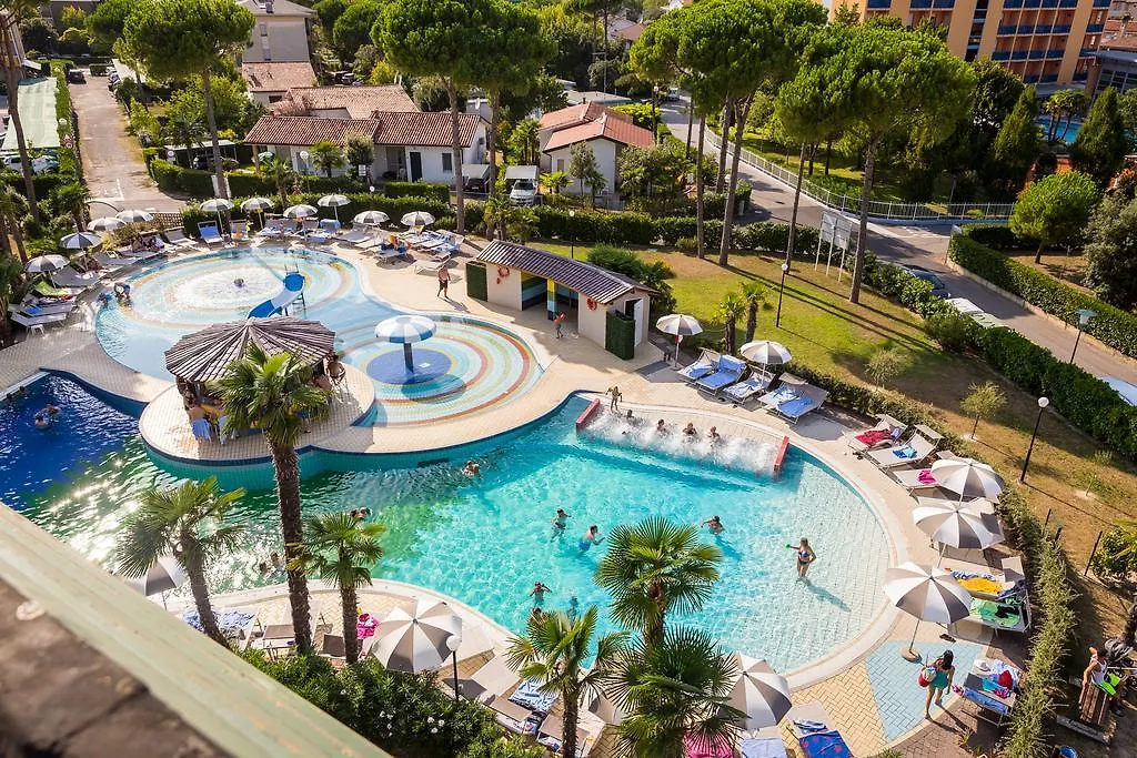 Mediterranee Family Hotel & Spa-1