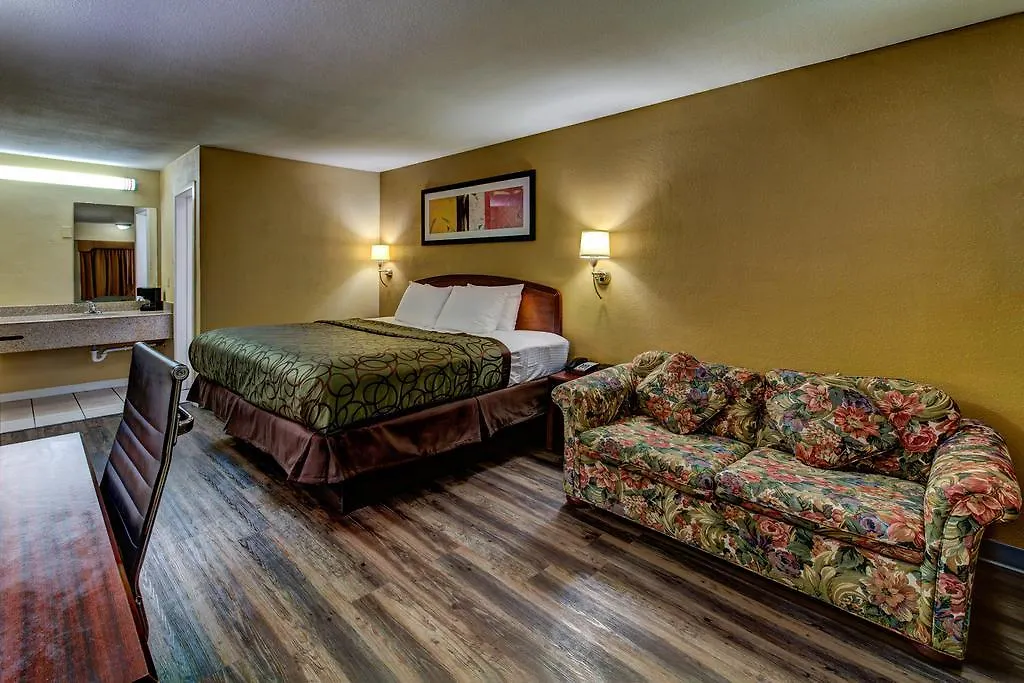 Kingsway Inn Corsicana-1