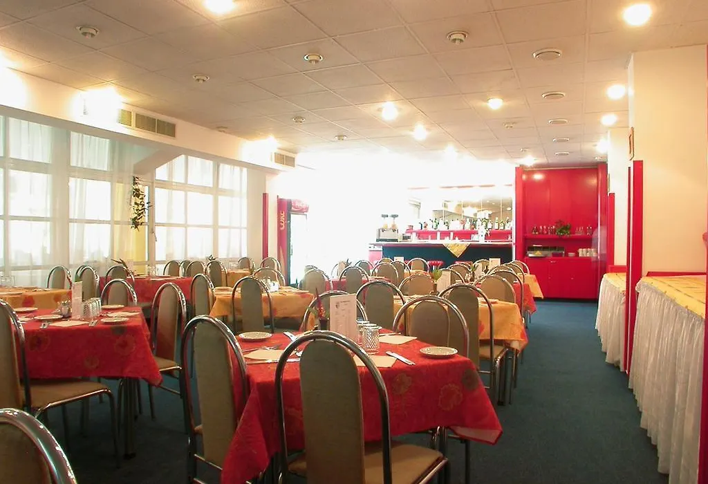 Hotel Slavia-1
