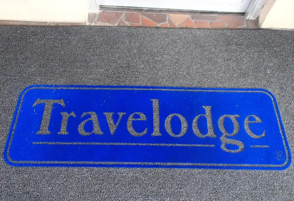 Travelodge By Wyndham Lafayette-1