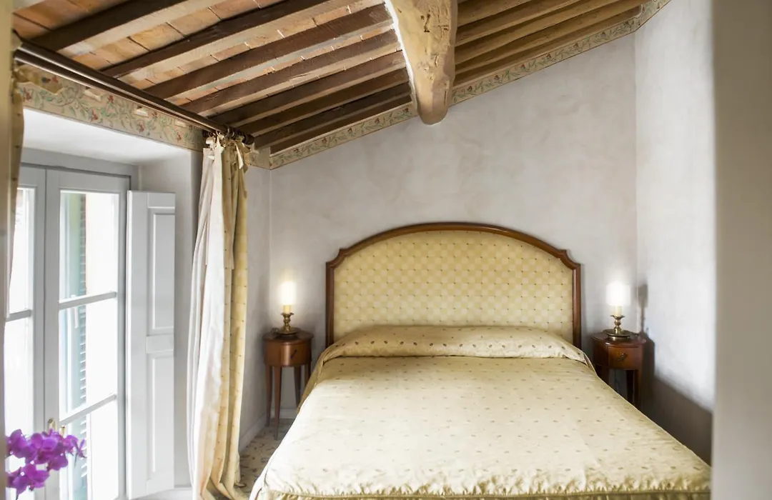 Hotel Relais Dell'Orologio-1