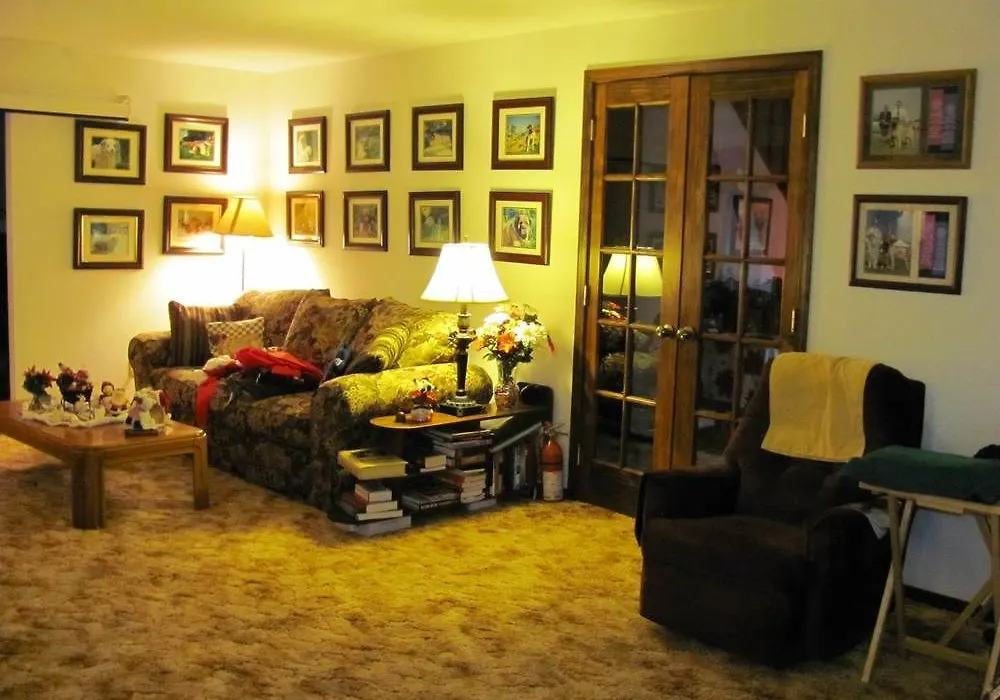 Lord Carlton Country Manor House-1