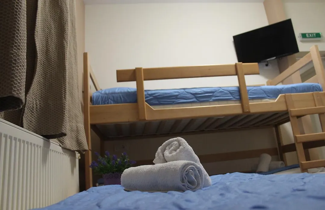 Wake Up Apartments And Rooms-1