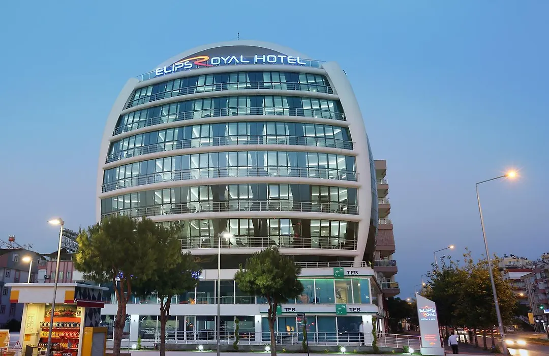Elips Royal Hotel & Spa-1