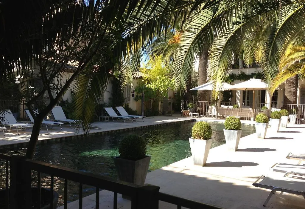 Pastis Hotel St Tropez-1