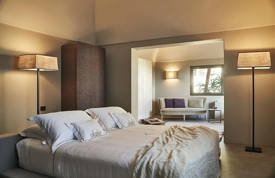 Sikelia Luxury Hotel-1