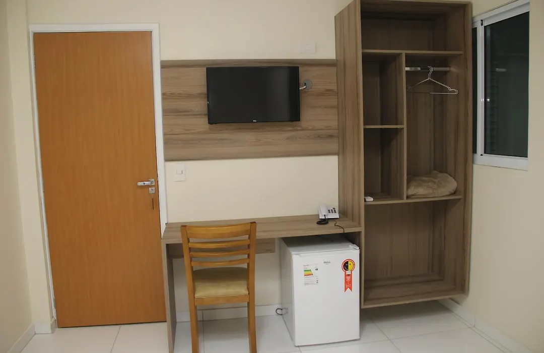 Hotel Executive-1