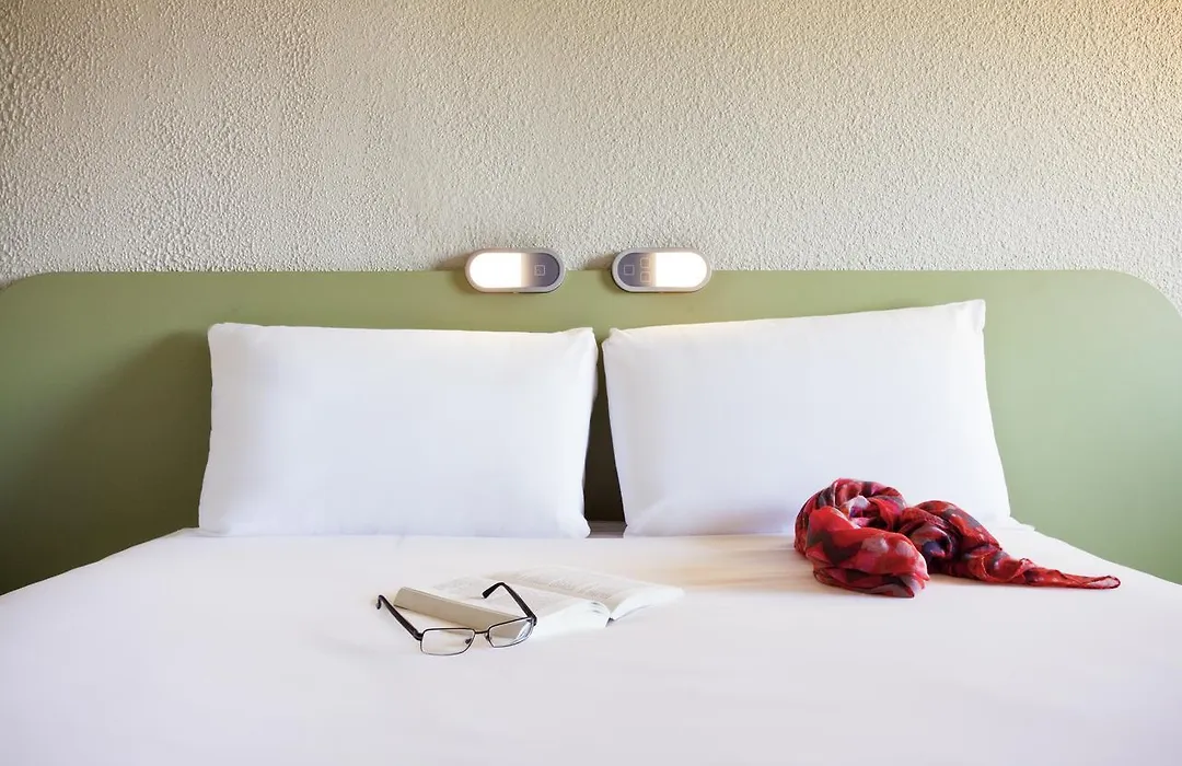 Ibis Budget Salzburg Airport - Self-Check-In-1