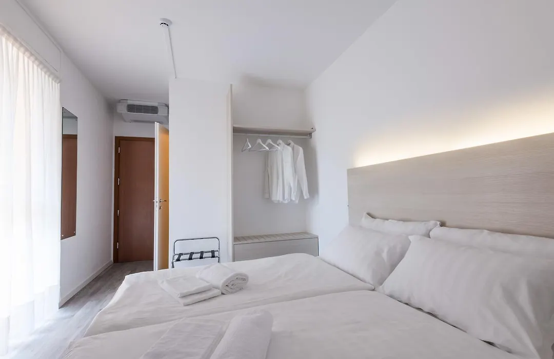 Hotel Internazionale Luino-1