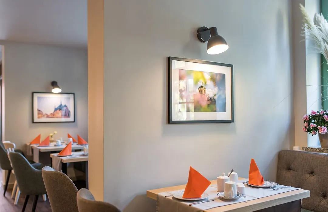 stattHotel Weimar-1