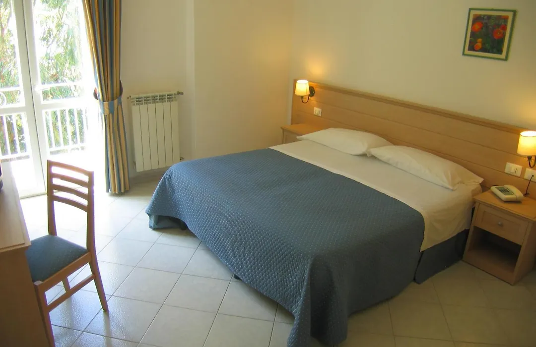 Hotel Europa-1