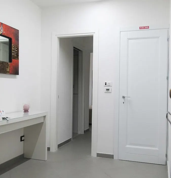 Ricci Home-1