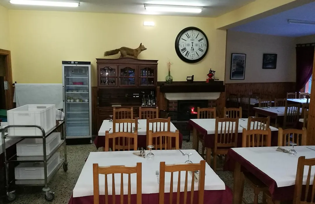 Hostal Poncebos-1