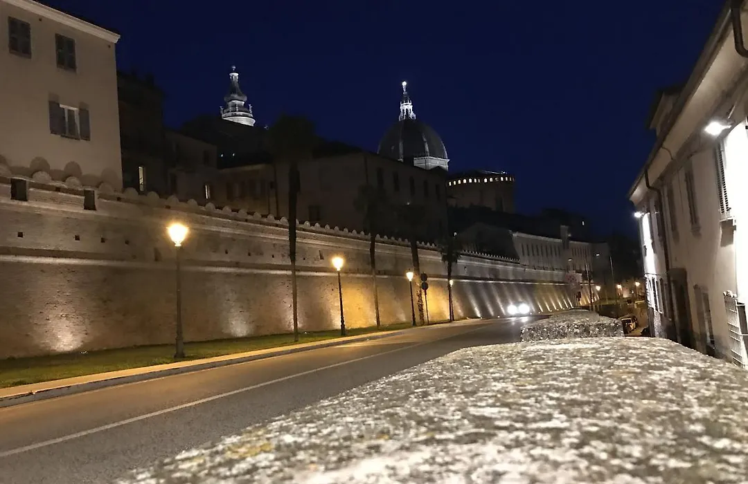 Hotel Pellegrino E Pace-1