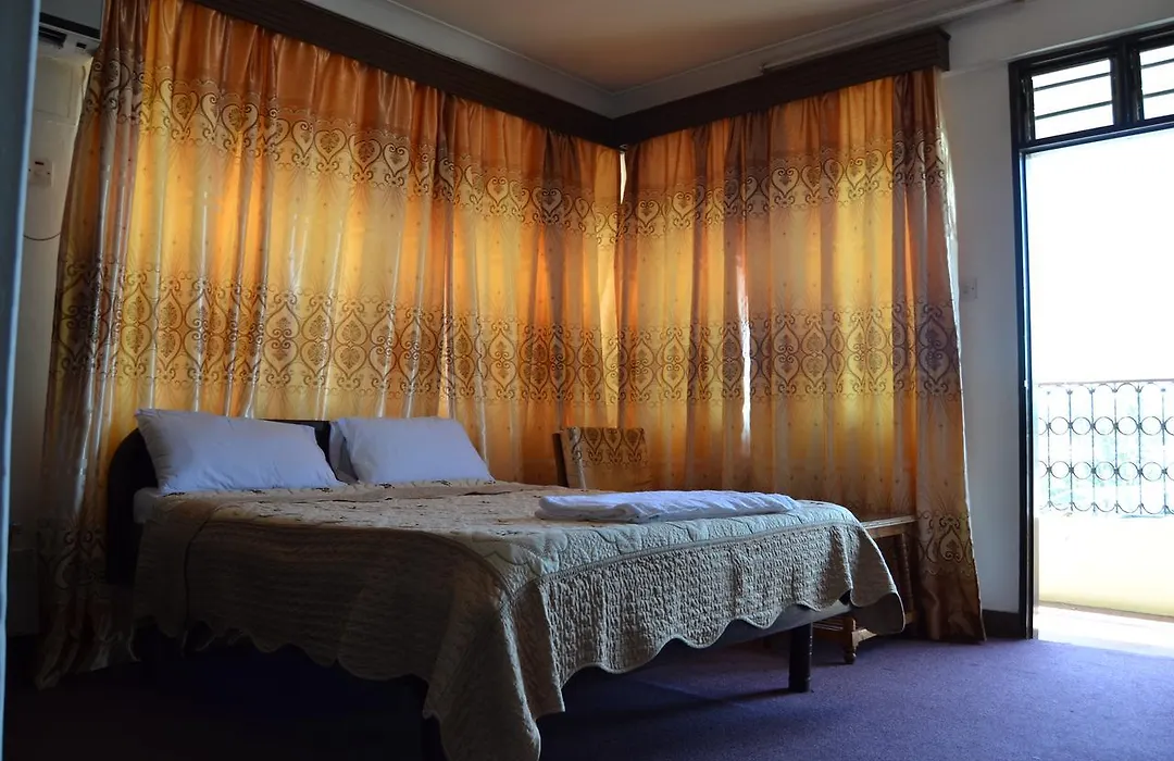Manson Hotel-1