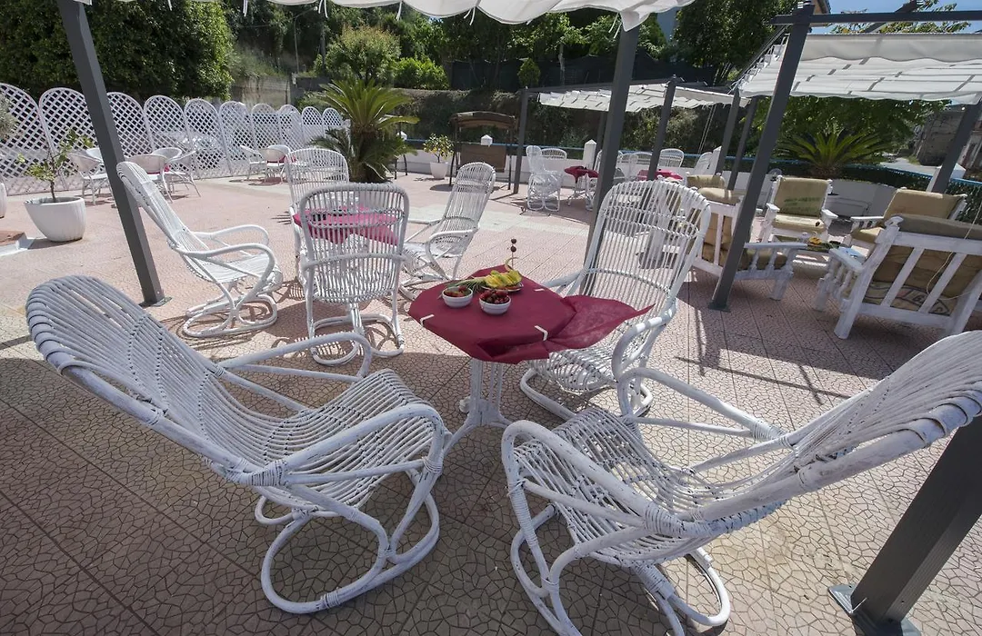 B&B Decarlo Property Tropea-1