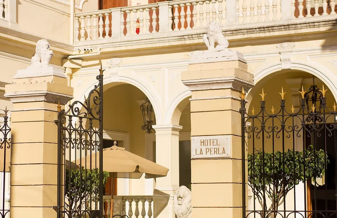 Hotel la Perla Leon-1