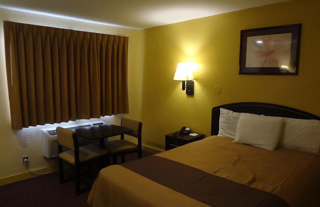 Americas Best Value Inn - Goldsboro-1